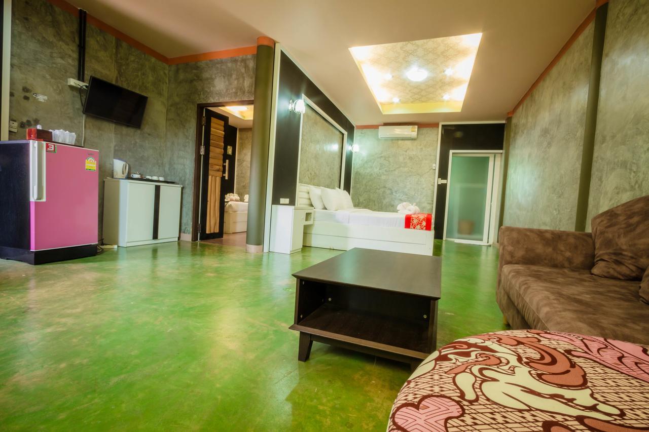 The Riverpool Resort And Spa Kanchanaburi Ngoại thất bức ảnh