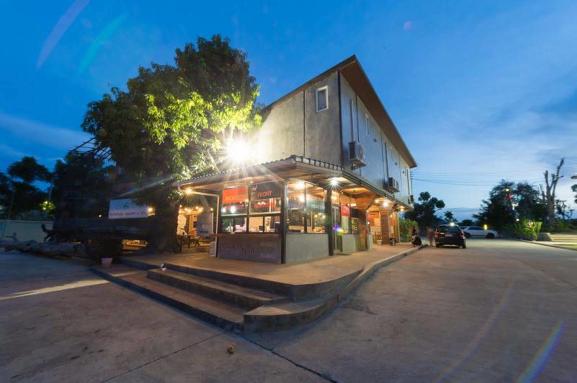 The Riverpool Resort And Spa Kanchanaburi Ngoại thất bức ảnh