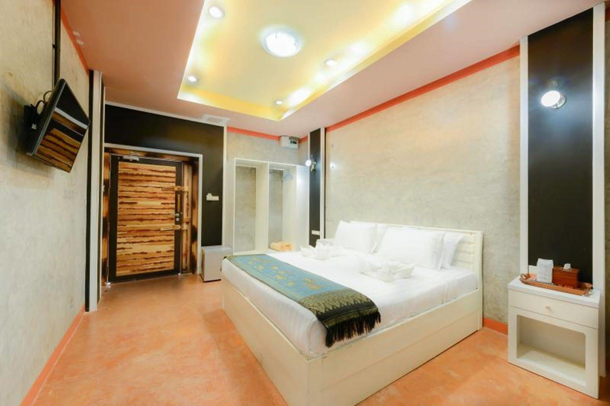 The Riverpool Resort And Spa Kanchanaburi Ngoại thất bức ảnh