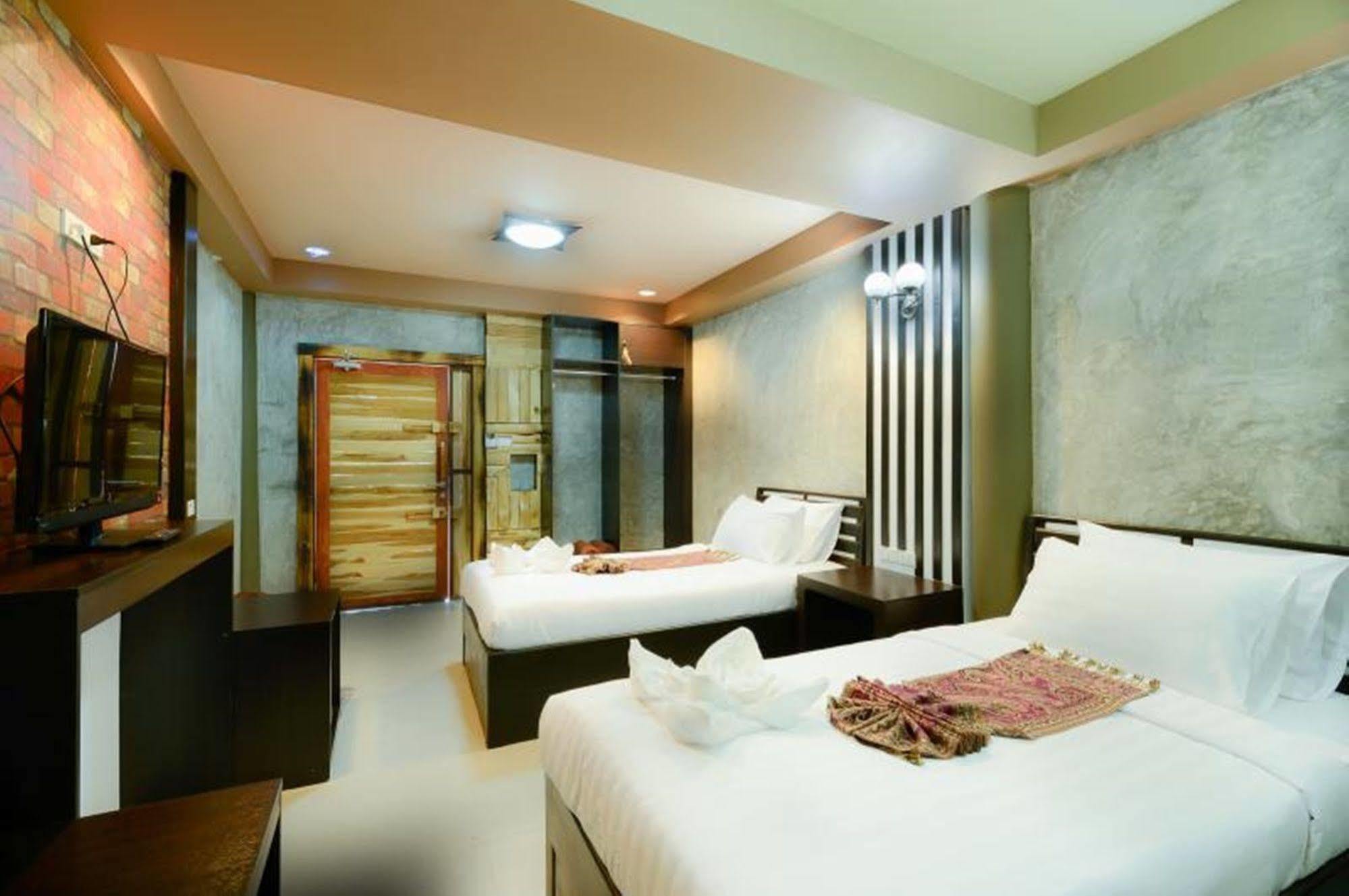 The Riverpool Resort And Spa Kanchanaburi Ngoại thất bức ảnh
