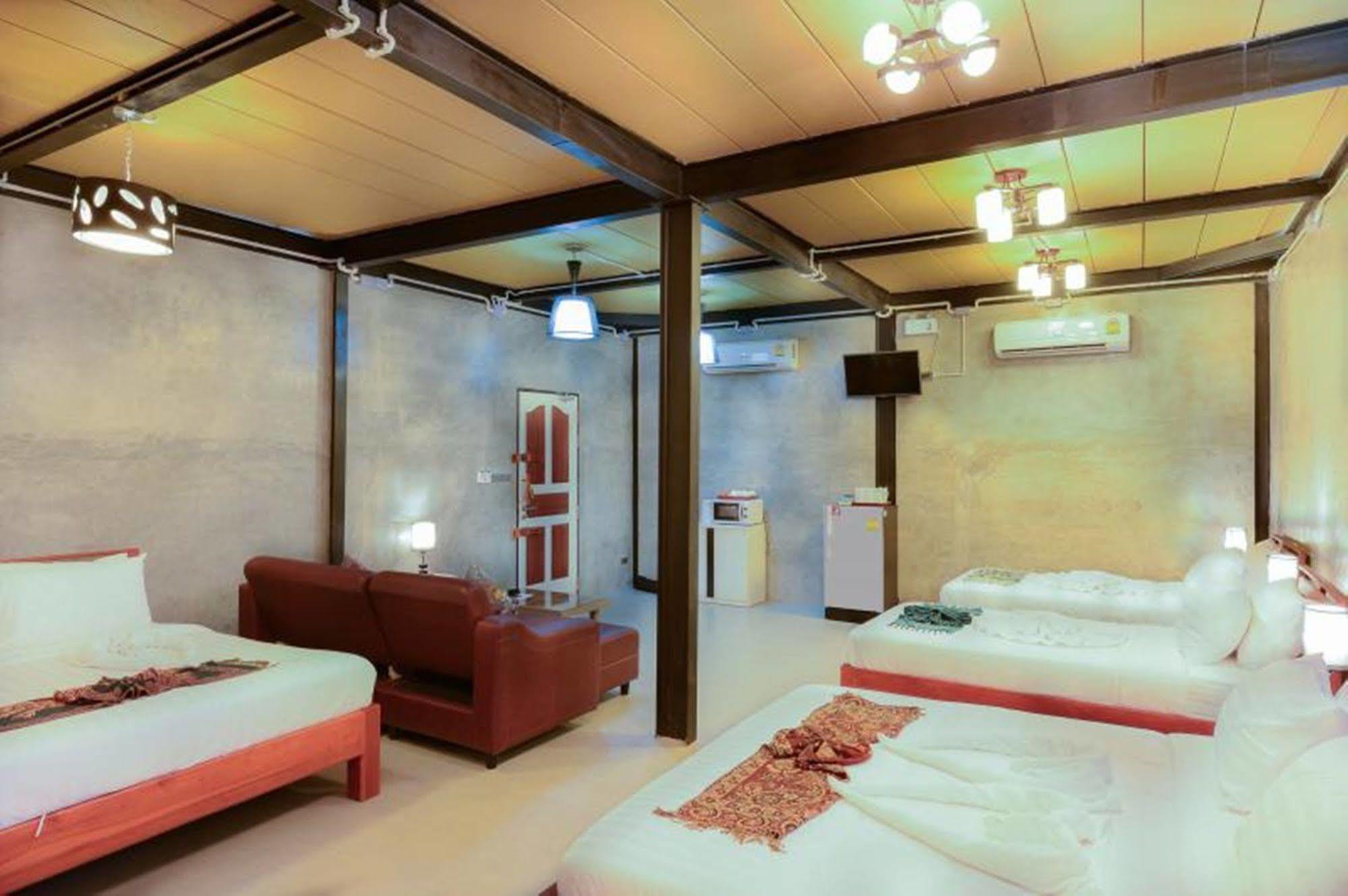 The Riverpool Resort And Spa Kanchanaburi Ngoại thất bức ảnh